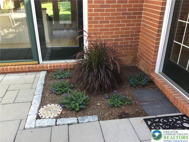 2475 Houghton Lean, Lower Macungie Twp, PA 18062