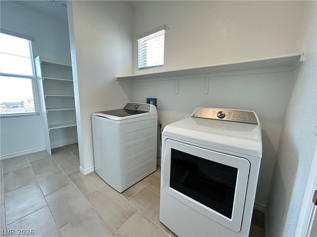 2276 Luna Haven Street, Henderson, NV 89044