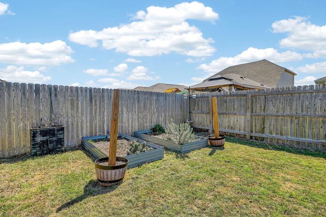 5235 Montague Loop, Bryan, TX 77807
