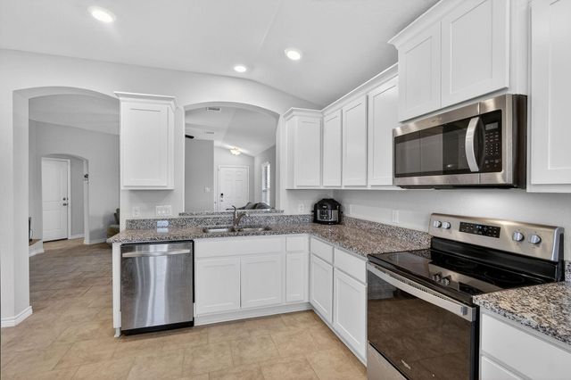 5235 Montague Loop, Bryan, TX 77807