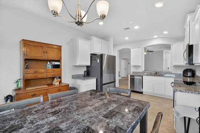 5235 Montague Loop, Bryan, TX 77807