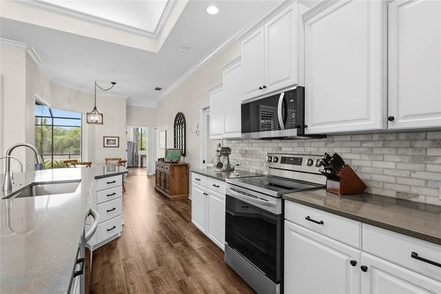 6582 WATERS EDGE WAY, Lakewood Ranch, FL 34202