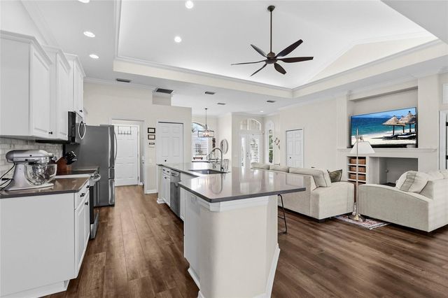 6582 WATERS EDGE WAY, Lakewood Ranch, FL 34202