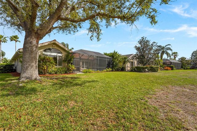 6582 WATERS EDGE WAY, Lakewood Ranch, FL 34202
