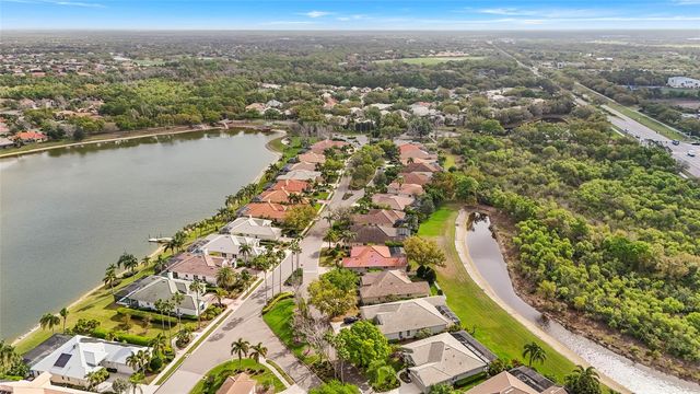 6582 WATERS EDGE WAY, Lakewood Ranch, FL 34202
