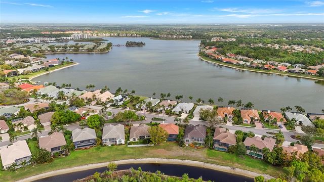 6582 WATERS EDGE WAY, Lakewood Ranch, FL 34202