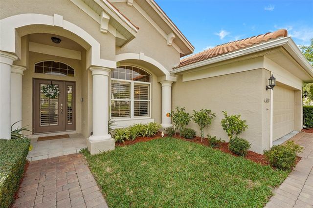 6582 WATERS EDGE WAY, Lakewood Ranch, FL 34202