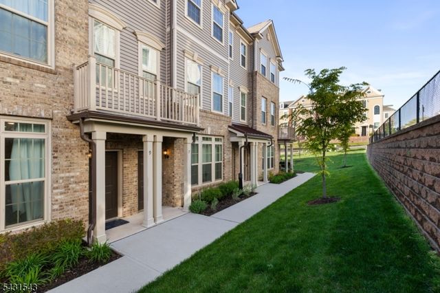 9 Arnold Dr, Wood-ridge Boro, NJ 07075
