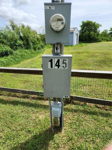 145 Jewel Drive, Port Bolivar, TX 77650