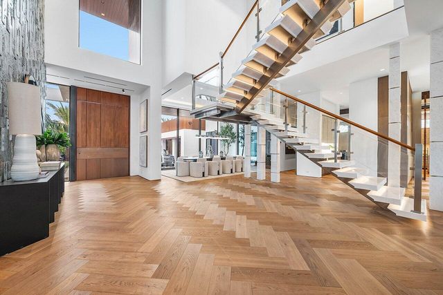 126 Spinnaker Lane Lane, Jupiter, FL 33477