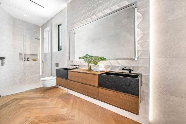 126 Spinnaker Lane Lane, Jupiter, FL 33477