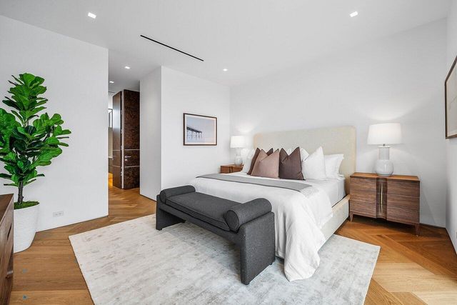 126 Spinnaker Lane Lane, Jupiter, FL 33477