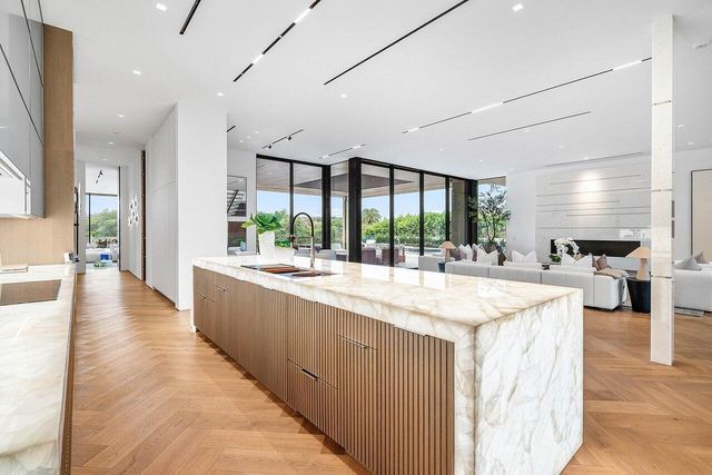 126 Spinnaker Lane Lane, Jupiter, FL 33477