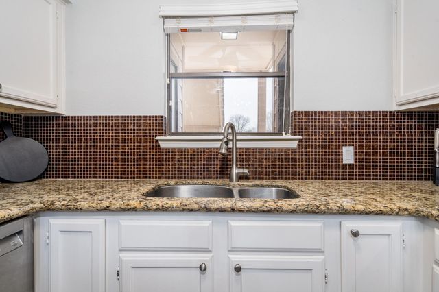 203 Lakeview Terrace B, Montgomery, TX 77356