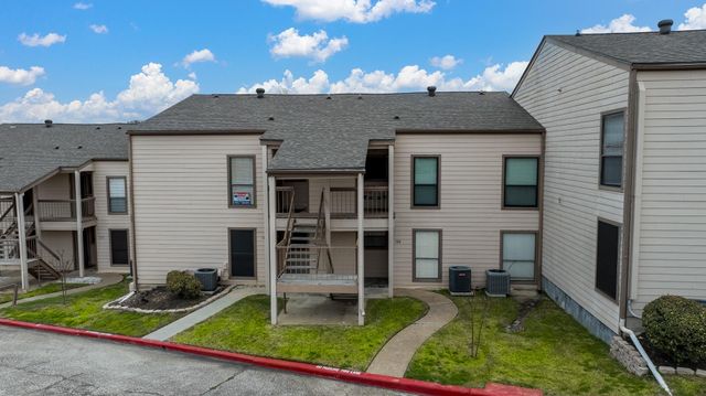 203 Lakeview Terrace B, Montgomery, TX 77356