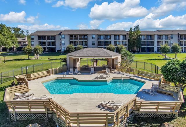 203 Lakeview Terrace B, Montgomery, TX 77356
