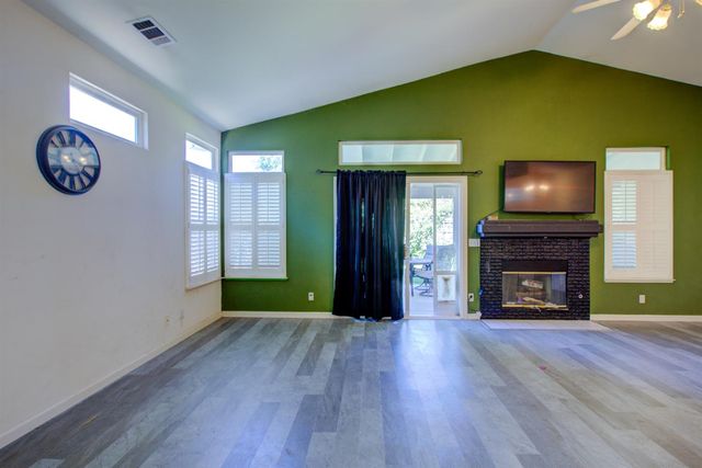 3870 Oak View Ct, Turlock, CA 95382