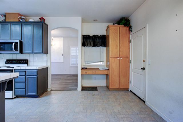 3870 Oak View Ct, Turlock, CA 95382