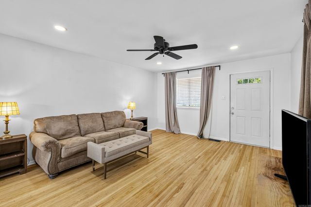 1717 E 31st, North Little Rock, AR 72116