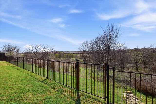 9421 Drovers View Trail, Fort Worth, TX 76131