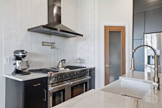 9421 Drovers View Trail, Fort Worth, TX 76131