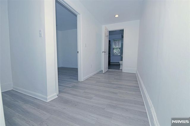 454 Undercliff Avenue, Edgewater, NJ 07020