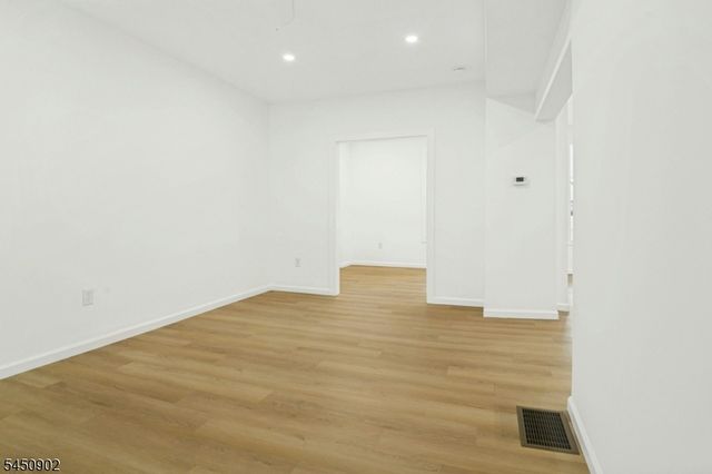134 Grand Ave, Hamilton Twp., NJ 08610