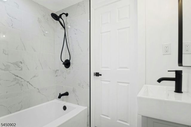 134 Grand Ave, Hamilton Twp., NJ 08610