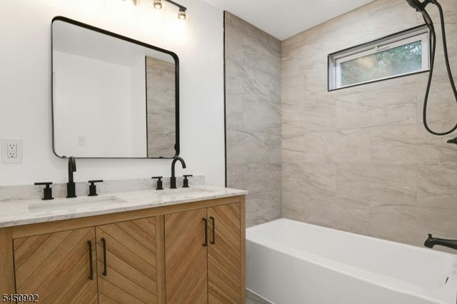 134 Grand Ave, Hamilton Twp., NJ 08610