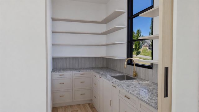2434 White Oak Drive, Houston, TX 77009