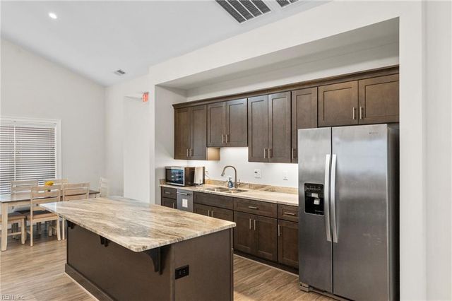 7400 Sinclair Way Ste A, Gloucester, VA 23061