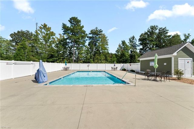 7400 Sinclair Way Ste A, Gloucester, VA 23061