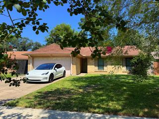 9430 Charter Ridge Drive, Houston, TX 77070