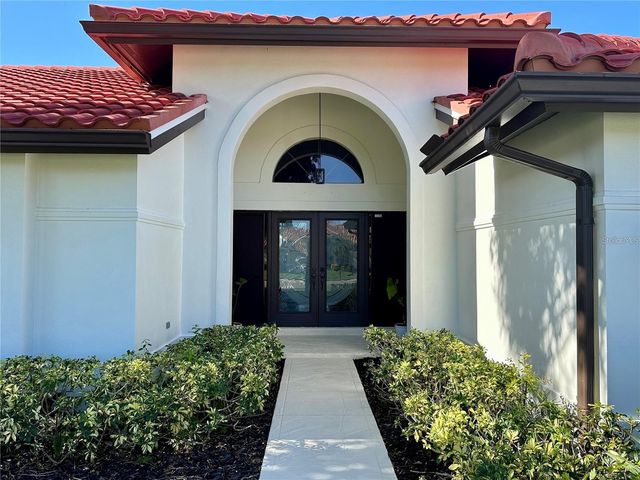 4804 LONGWATER WAY N, Tampa, FL 33615