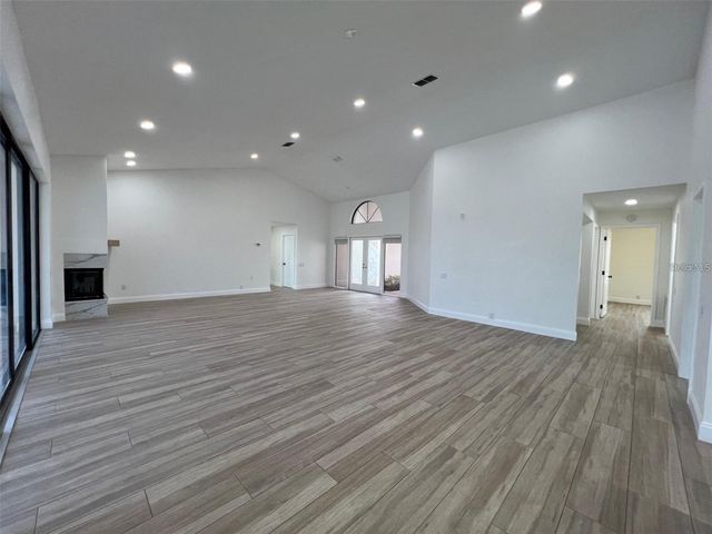 4804 LONGWATER WAY N, Tampa, FL 33615