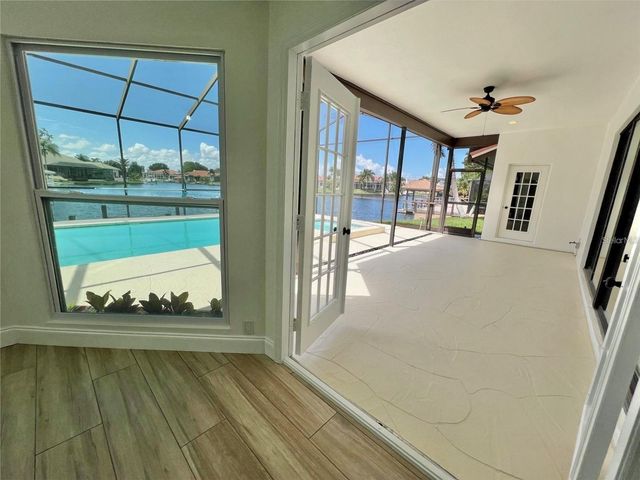 4804 LONGWATER WAY N, Tampa, FL 33615