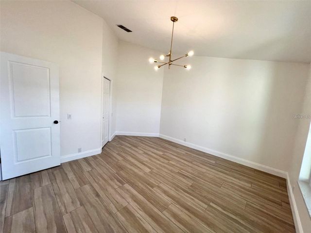 4804 LONGWATER WAY N, Tampa, FL 33615