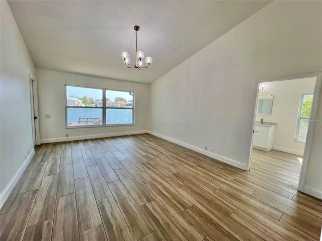 4804 LONGWATER WAY N, Tampa, FL 33615