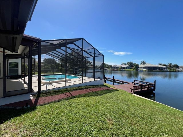 4804 LONGWATER WAY N, Tampa, FL 33615