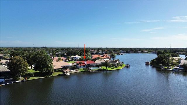 4804 LONGWATER WAY N, Tampa, FL 33615