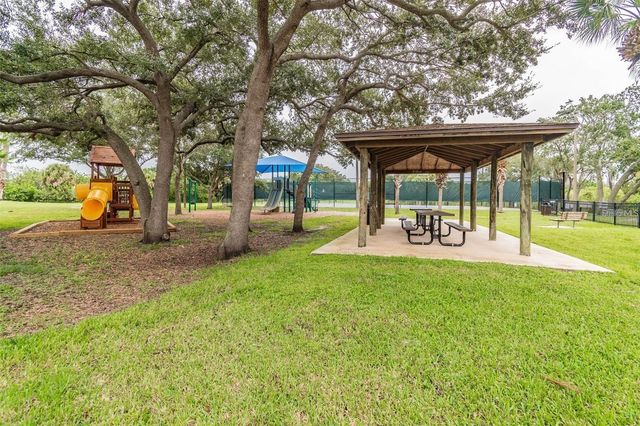 4804 LONGWATER WAY N, Tampa, FL 33615