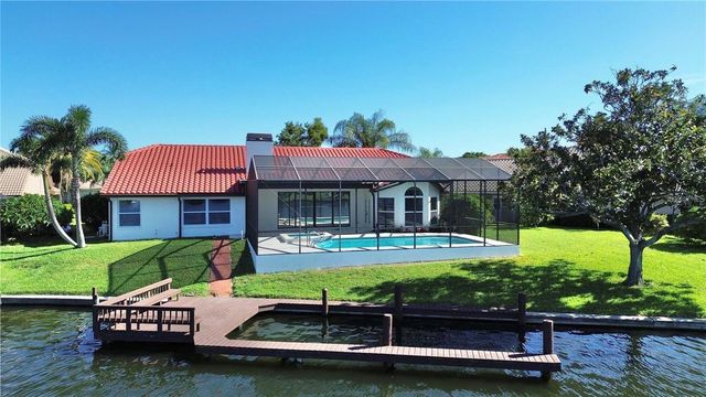 4804 LONGWATER WAY N, Tampa, FL 33615