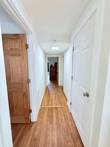 975 S Main St, Bellingham, MA 02019