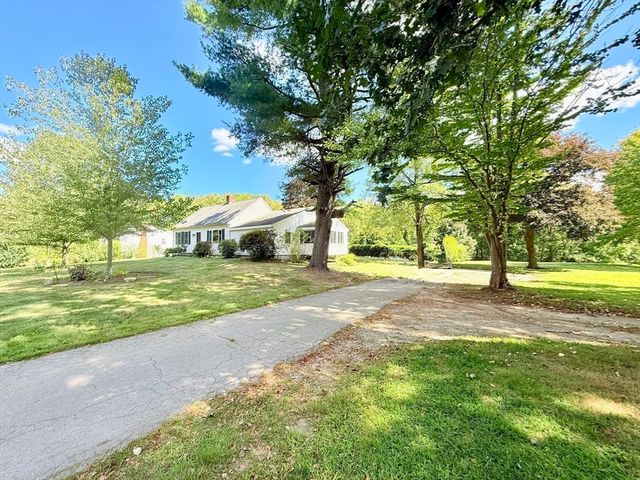 975 S Main St, Bellingham, MA 02019