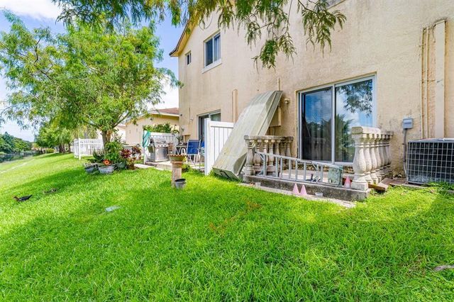 6631 NW Winfield Boulevard 2-6, Pompano Beach, FL 33063