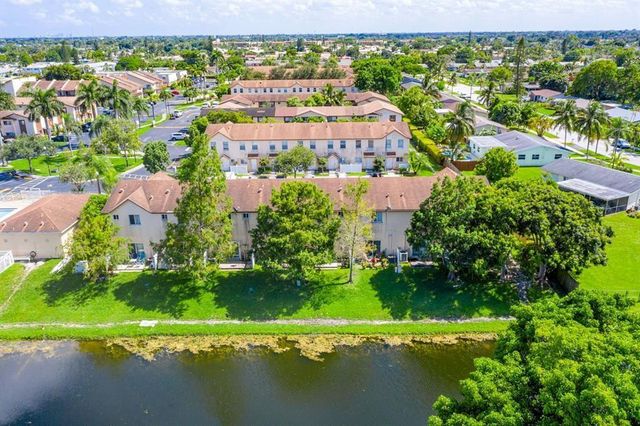 6631 NW Winfield Boulevard 2-6, Pompano Beach, FL 33063