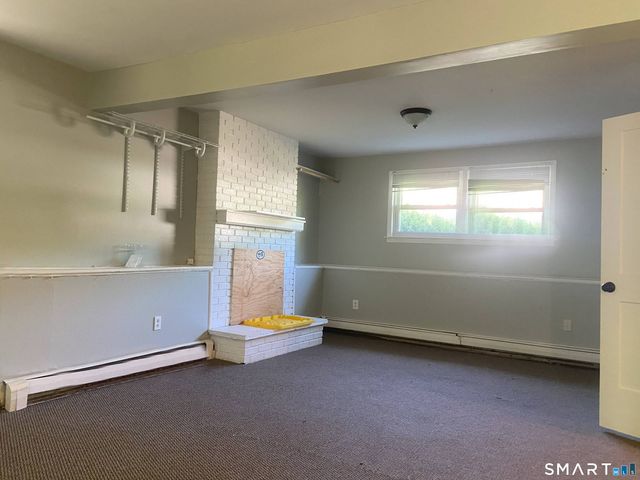 20 Heritage Place, Bridgeport, CT 06606