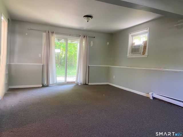 20 Heritage Place, Bridgeport, CT 06606
