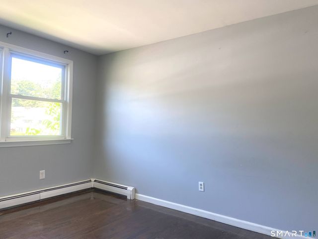 20 Heritage Place, Bridgeport, CT 06606