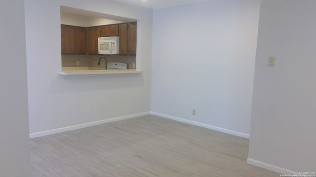 7738 Chambers Rd Apt 608, San Antonio, TX 78229